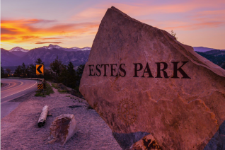 Picture of Estes Park Sign