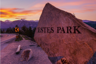 Estes Park Town Sign